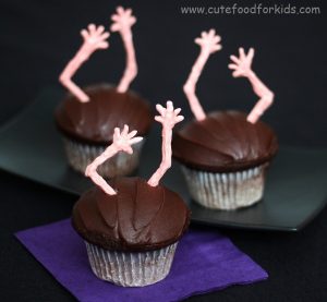 How to make Spooky Zombie Cupcakes