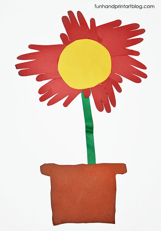 Flower Made From Traced Hands Preschool Craft