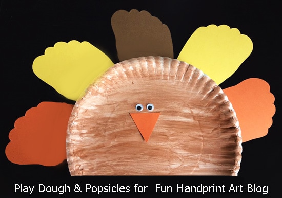 A Fun Thanksgiving Footprint Craft - Perfect For School or At Home! All you need is a paper plate and construction paper.