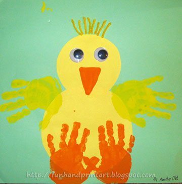 Handprint Baby Chick craft for kids