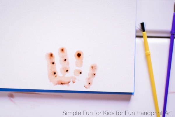 Make a simple cute Handprint Reindeer Christmas Card with your kids, toddler on up! Includes a cute little printable poem you can put in the card.