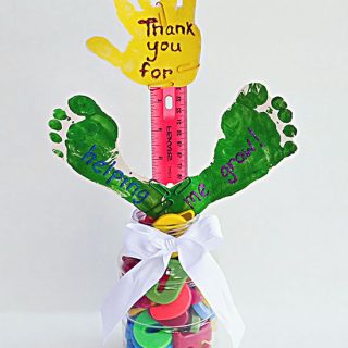 School Supplies Teacher Gift Idea - Thank You for Helping Me Grow Handprint Craft