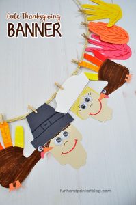 Cute Thanksgiving Handprint Banner For Preschoolers & Kindergartners
